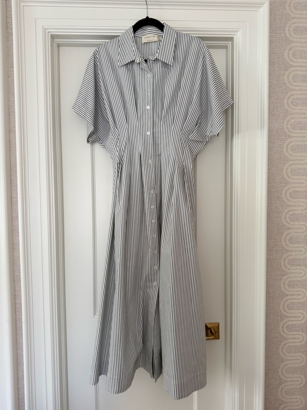 The Tobie Shirt Dress by Exquise - Picture 4 of 9